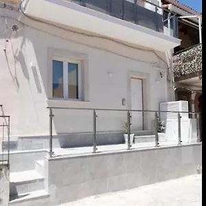 Venti Di Brucoli